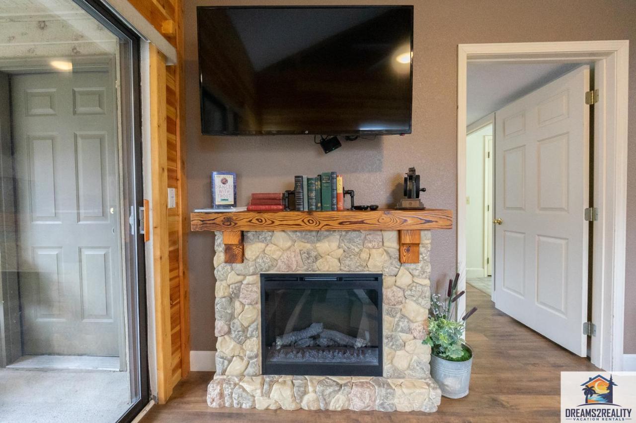 3Br Condo With Lake View - Trout Fishing - Playground - 2 Pools - Free Tickets Included - Pr69-9 Branson Kültér fotó